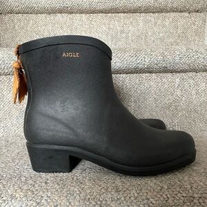 Aigle Miss Juliette Botillon B2T black cowboy ankle rain boots tassel size 8
